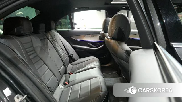 Mercedes-Benz E-Class W213 2021 Серый из Кореи, фото 3