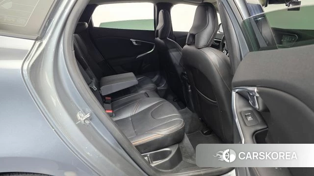 Volvo V40 Cross-Country 2019 Серый из Кореи, фото 3