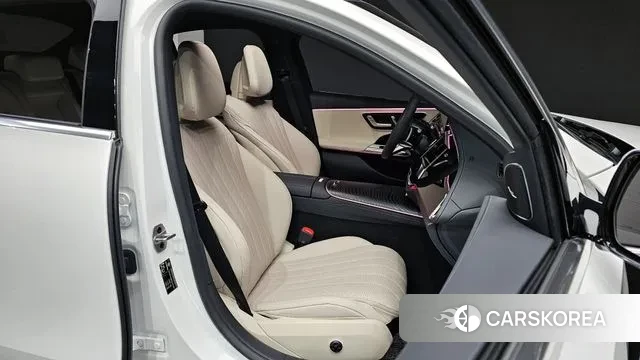 Mercedes-Benz E-Class W214 2025 Белый из Кореи, фото 3