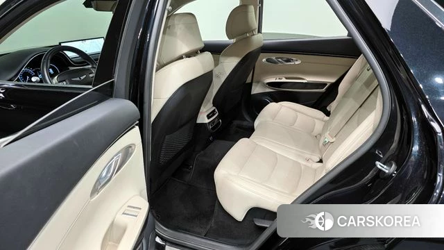 Genesis GV70 2021 Черный из Кореи, фото 3