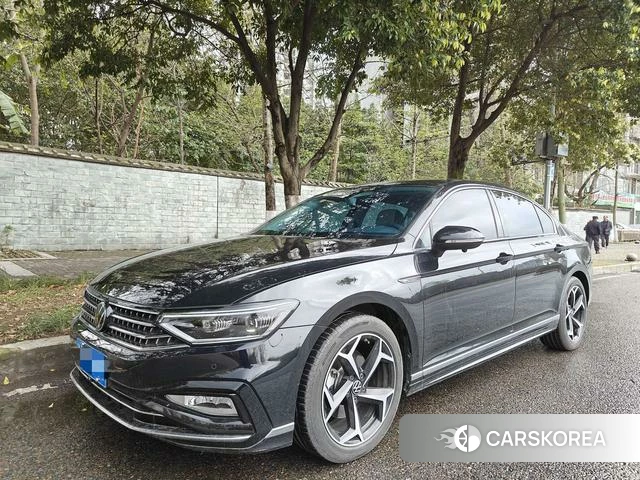 Volkswagen Magotan 2024 Черный из Китая, фото 3