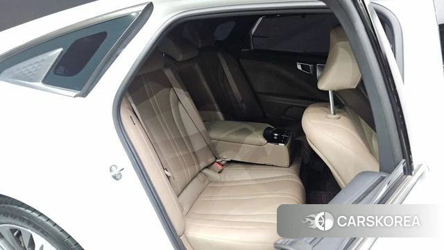Kia K8 Hybrid 2023 Белый из Кореи, фото 3