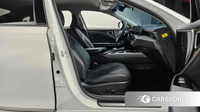 Kia K8 2022 Белый из Кореи, фото 3
