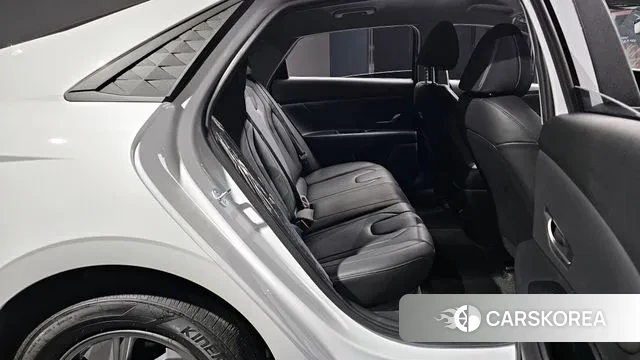 Hyundai The New Avante (CN7) 2024 Белый из Кореи, фото 3