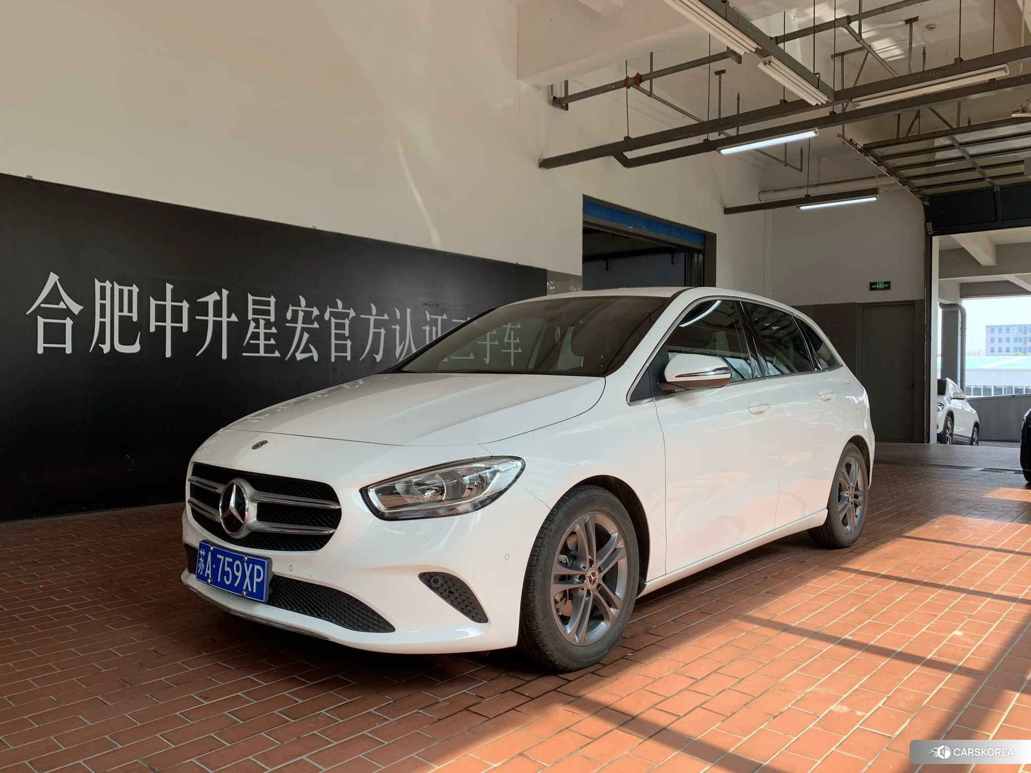 Mercedes-Benz Class B 2019 Белый из Китая, фото 3