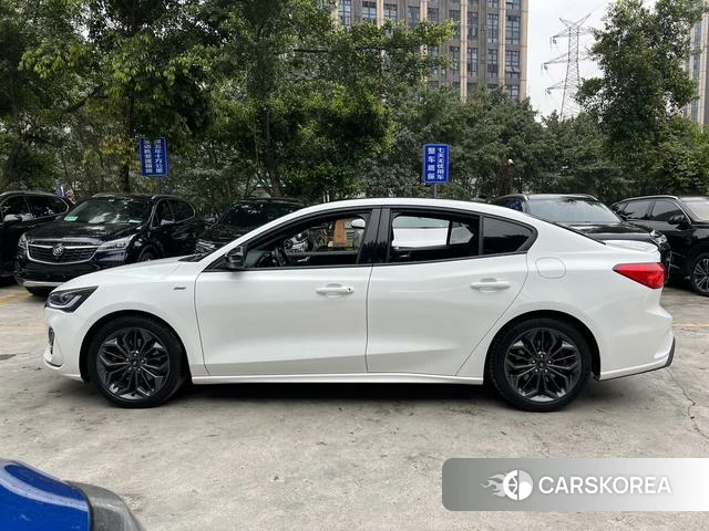 Ford Fox 2023 Белый из Китая, фото 3