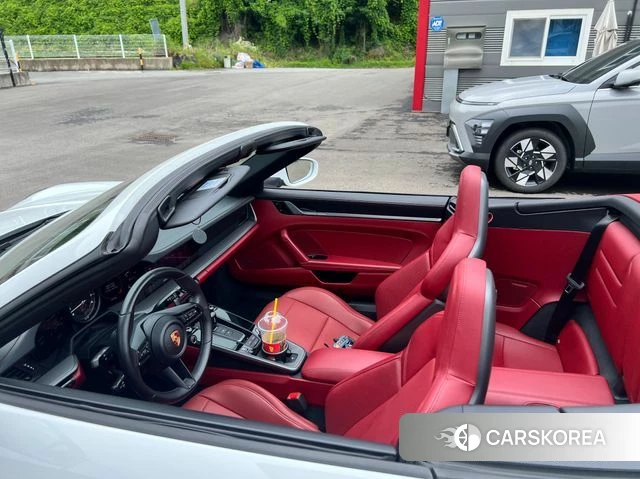 Porsche 911(992) 2021 Белый из Кореи, фото 3