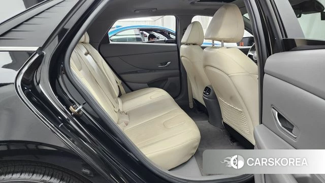 Hyundai Avante (CN7) 2022 Черный из Кореи, фото 3