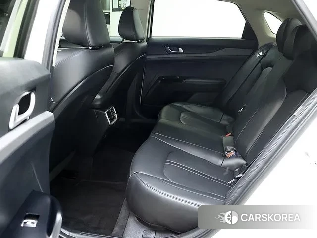 Kia K5 3rd generation 2021 Белый из Кореи, фото 3