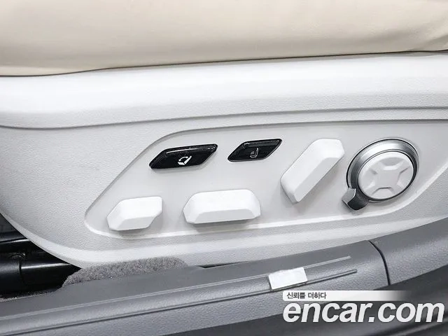 Hyundai Grandeur Hybrid (GN7) 2023 Белый из Кореи, фото 3