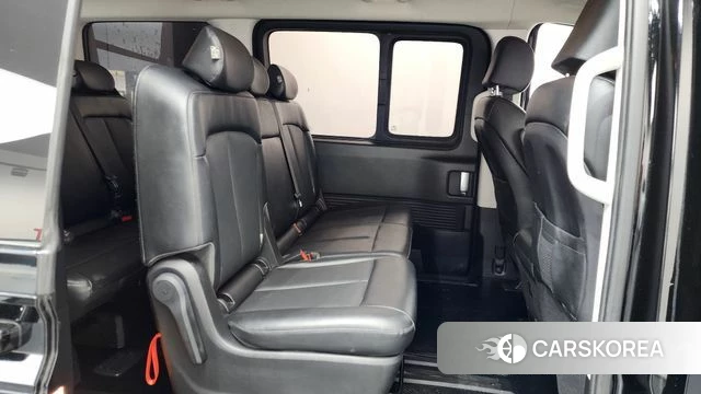 Hyundai Staria 2021 Черный из Кореи, фото 3