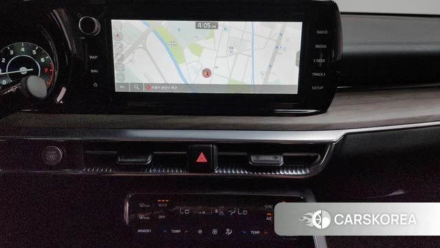 Kia K5 3rd generation 2023 Серый из Кореи, фото 3
