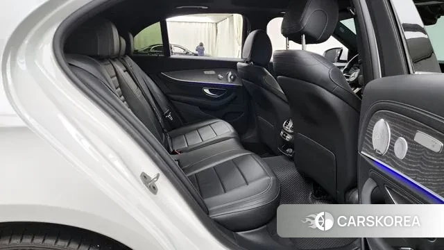 Mercedes-Benz E-Class W213 2021 Белый из Кореи, фото 3