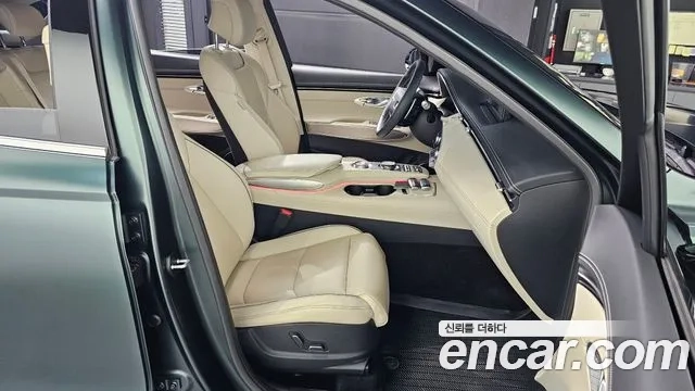 Genesis GV70 2023 Зеленый из Кореи, фото 3