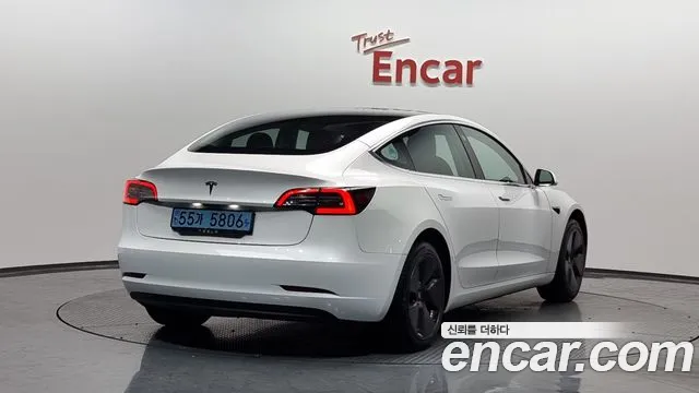 Tesla Model 3 2020 Белый из Кореи, фото 3