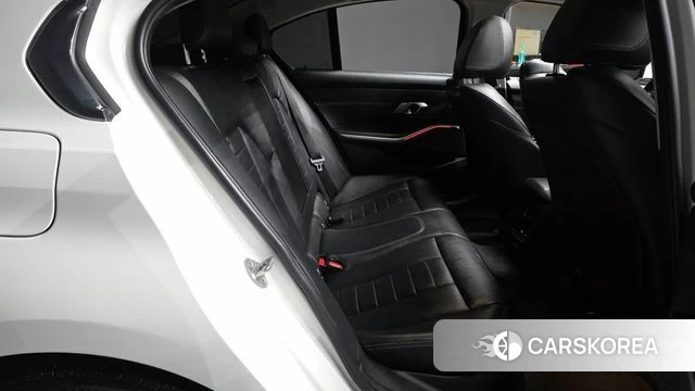 BMW 3 Series (G20) 2021 Белый из Кореи, фото 3
