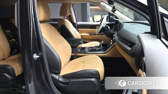 Kia Carnival 4th generation 2020 Серый из Кореи, фото 3
