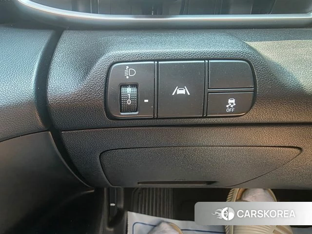Hyundai Avante (CN7) 2021 Белый из Кореи, фото 3