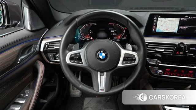 BMW 5 Series (G30) 2020 Серый из Кореи, фото 3
