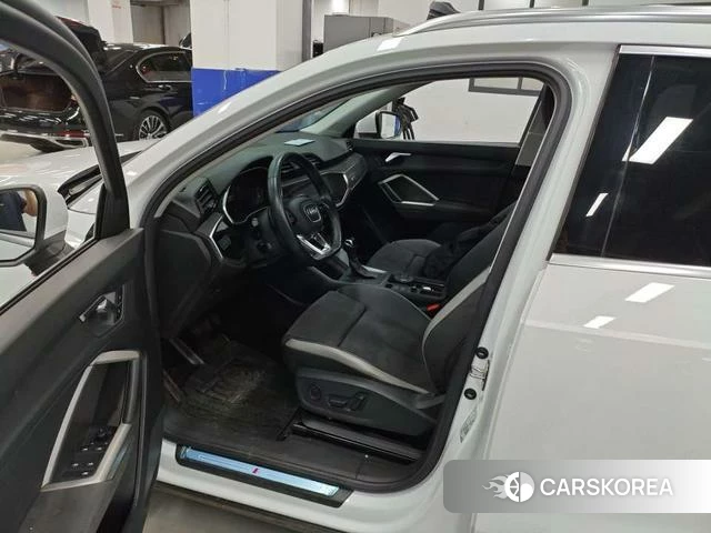 Audi Q3 2022 Белый из Китая, фото 3