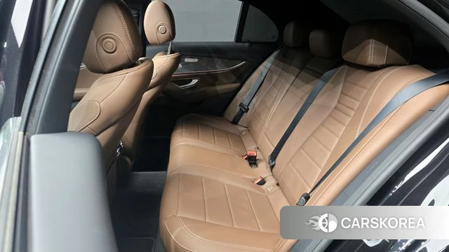 Mercedes-Benz E-Class W213 2022 Черный из Кореи, фото 3