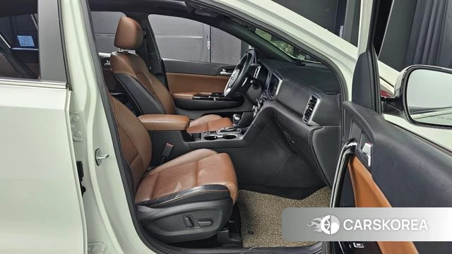 Kia Sportage The Bold 2018 Белый из Кореи, фото 3