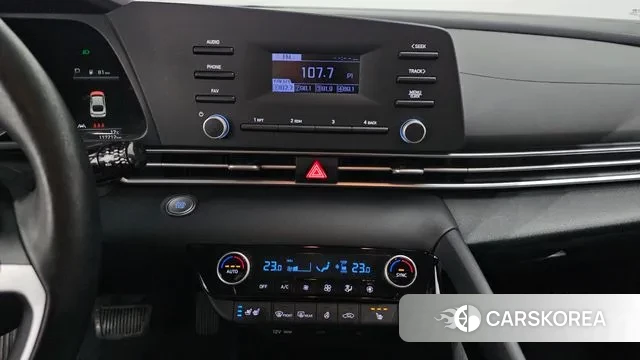 Hyundai Avante Hybrid (CN7) 2021 Белый из Кореи, фото 3