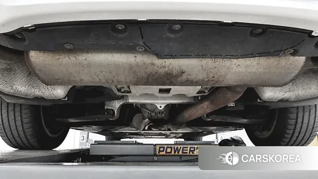 BMW 5 Series (G30) 2019 Белый из Кореи, фото 3