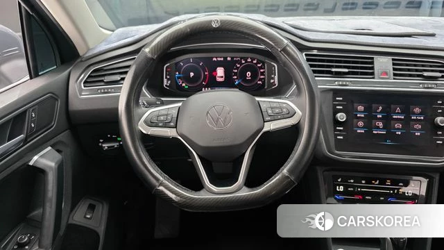 Volkswagen Tiguan second Generation 2021 Серый из Кореи, фото 3
