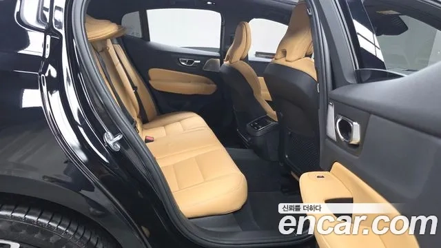 Volvo S60 3rd generation 2024 Черный из Кореи, фото 3