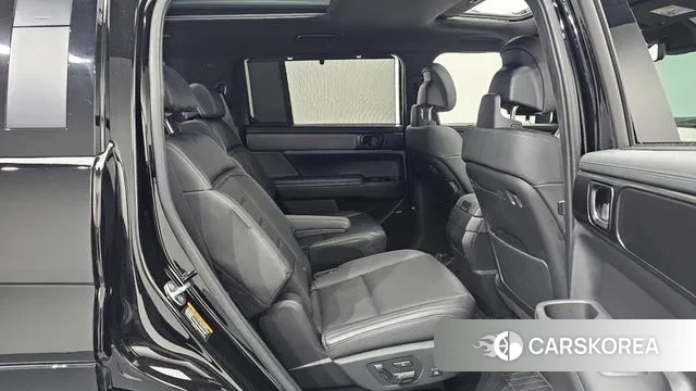 Hyundai Santa Fe (MX5) 2023 Черный из Кореи, фото 3