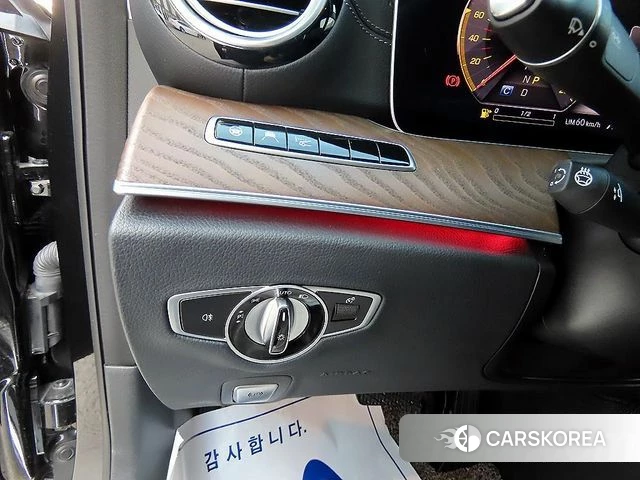 Mercedes-Benz E-Class W213 id 3807743 из Кореи 3