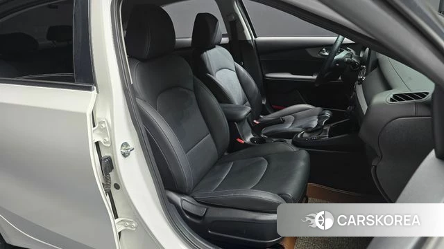 Kia Come New K3 2019 Белый из Кореи, фото 3