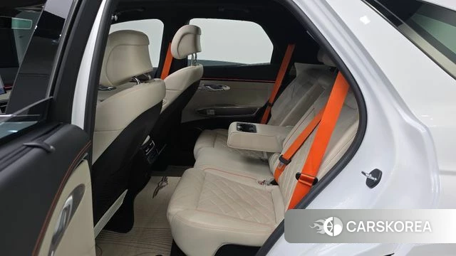 Genesis GV70 2024 Белый из Кореи, фото 3