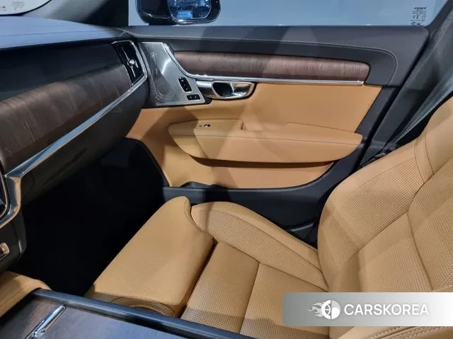 Volvo S90 2024 Серый из Кореи, фото 3