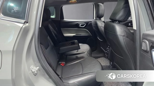 Jeep Compass 2nd Generation 2022 Серый из Кореи, фото 3