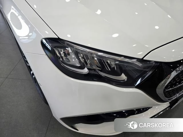Mercedes-Benz E-Class W214 2025 Белый из Кореи, фото 3