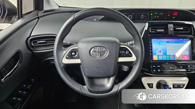 Toyota Prius 4th Generation 2018 Белый из Кореи, фото 3