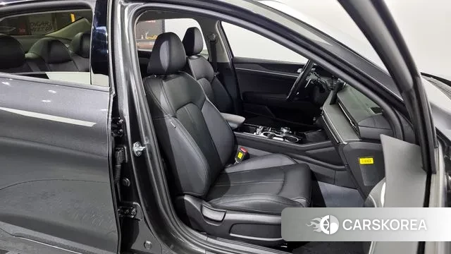 Kia The New K5 3rd generation 2025 Серый из Кореи, фото 3