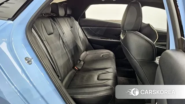 Hyundai Avante (CN7) 2022 Небесно-голубой из Кореи, фото 3