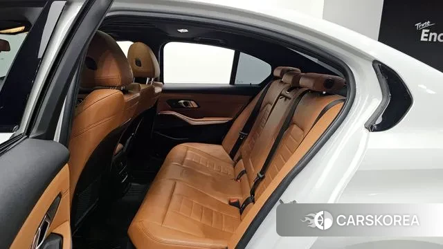 BMW 3 Series (G20) 2019 Белый из Кореи, фото 3