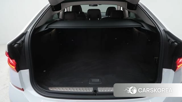 BMW 6 Series GT (G32) 2019 Белый из Кореи, фото 3