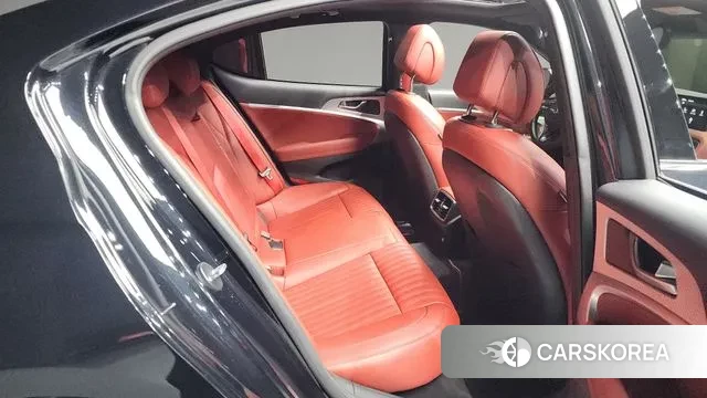 Genesis The New G70 2022 Черный из Кореи, фото 3