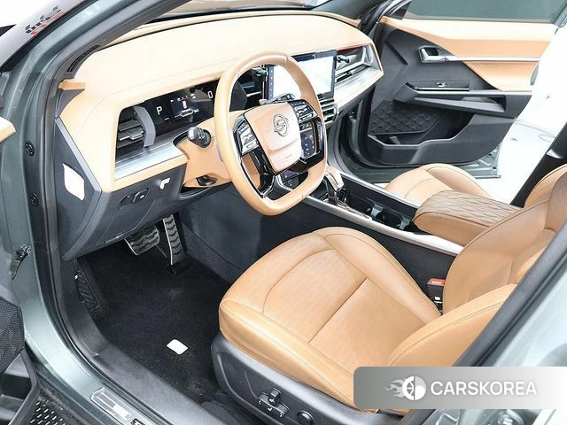 Ssangyong Torres 2023 Темно-зеленый из Кореи, фото 3