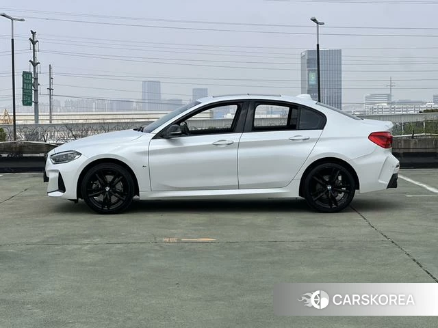 BMW 1 series 2021 Белый из Китая, фото 3