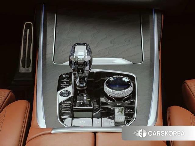 BMW X7 2021 Черный из Китая, фото 3