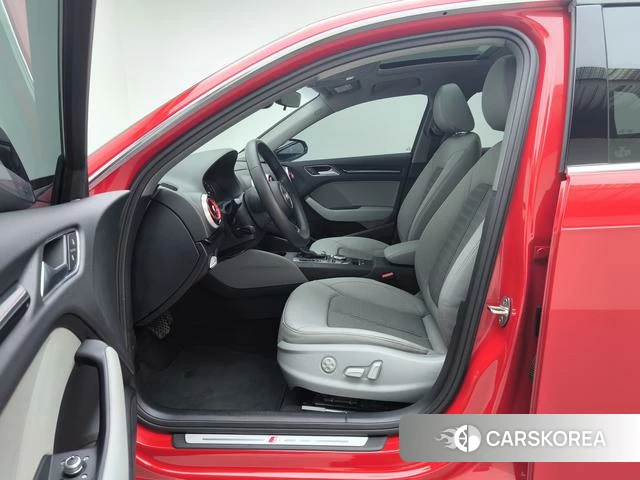 Audi A3 2021 Красный из Китая, фото 3