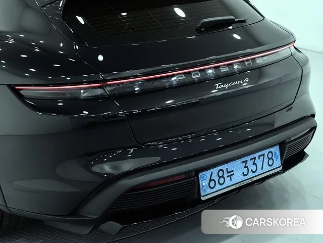 Porsche Taycan 2023 Черный из Кореи, фото 3