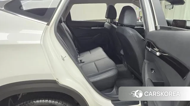 Kia Seltos 2022 Белый из Кореи, фото 3