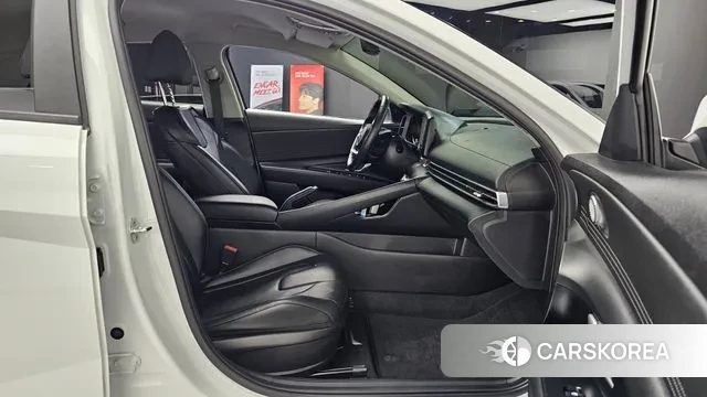 Hyundai Avante (CN7) 2022 Белый из Кореи, фото 3